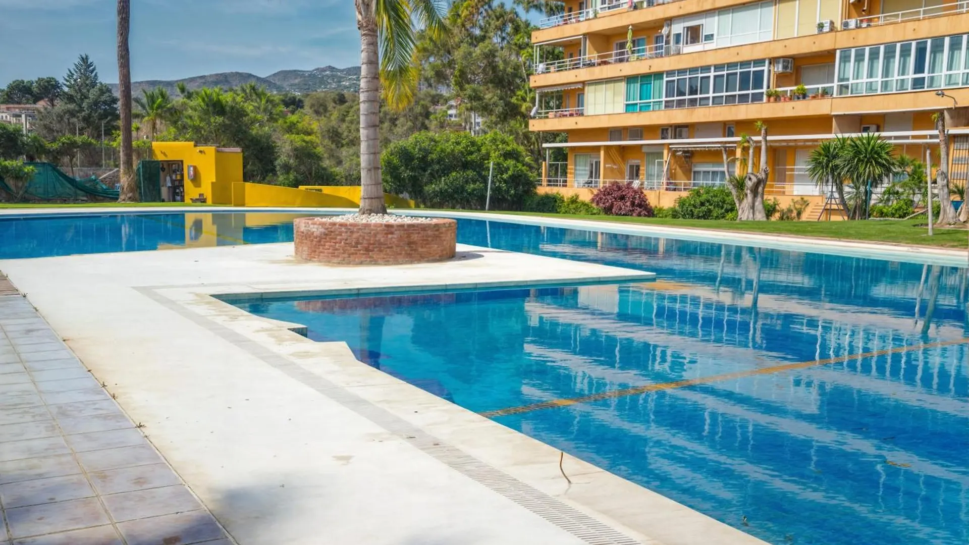 Apt. Colina De Mar- Coastal Retreat Near The Beach Torremolinos Spain