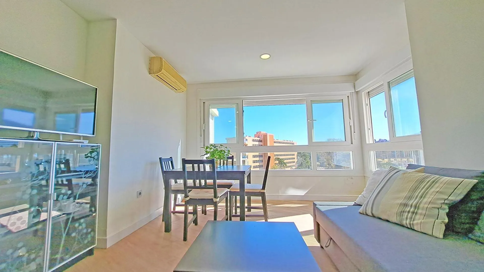Apt. Colina De Mar- Coastal Retreat Near The Beach Torremolinos 0*,
