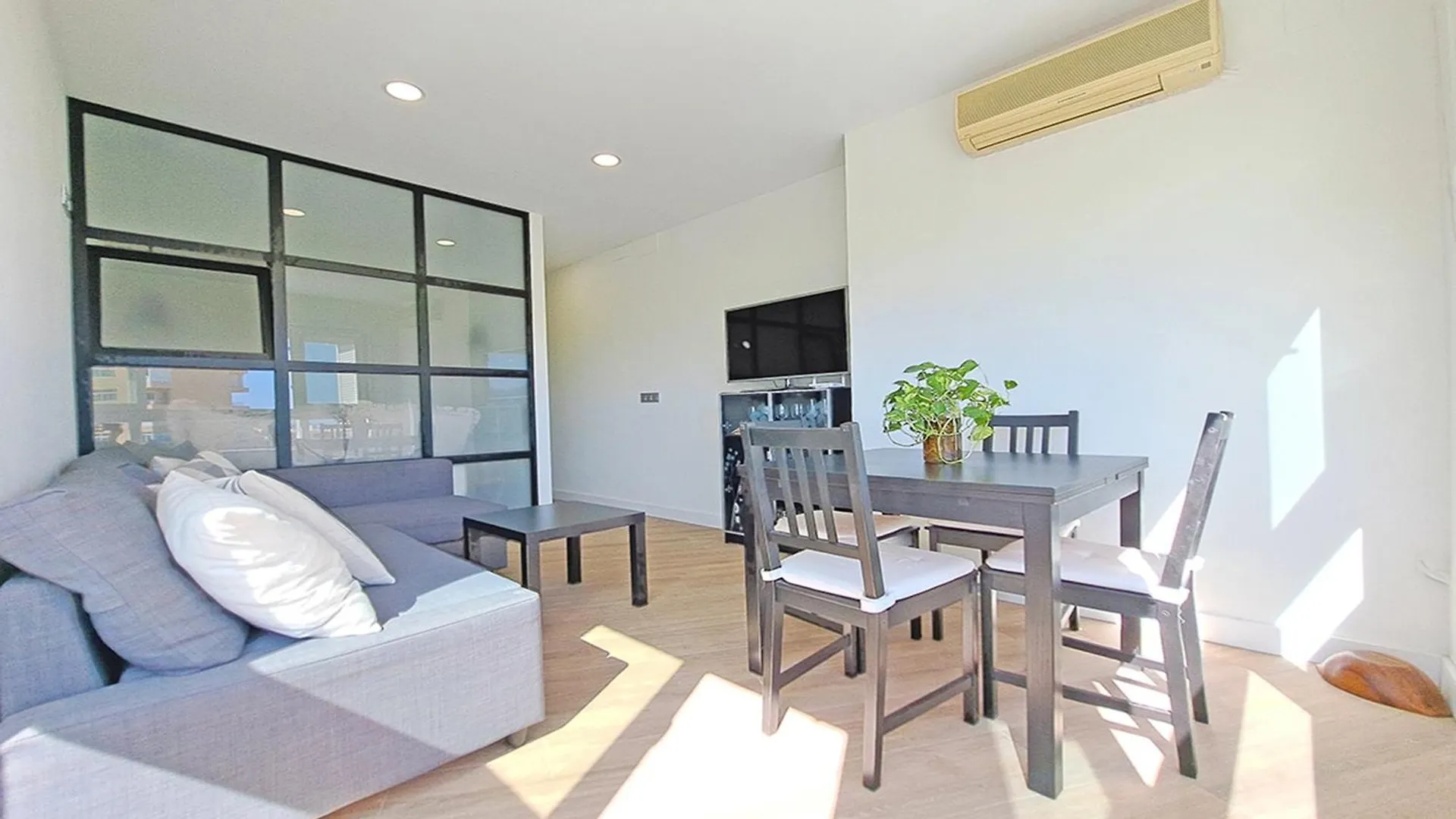 Apt. Colina De Mar- Coastal Retreat Near The Beach Torremolinos Apartment