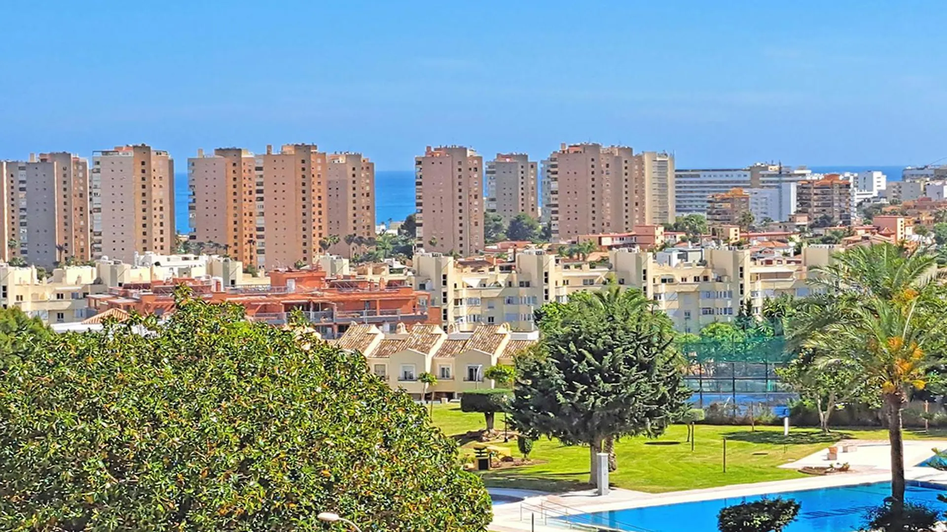 Apartment Apt. Colina De Mar- Coastal Retreat Near The Beach Torremolinos