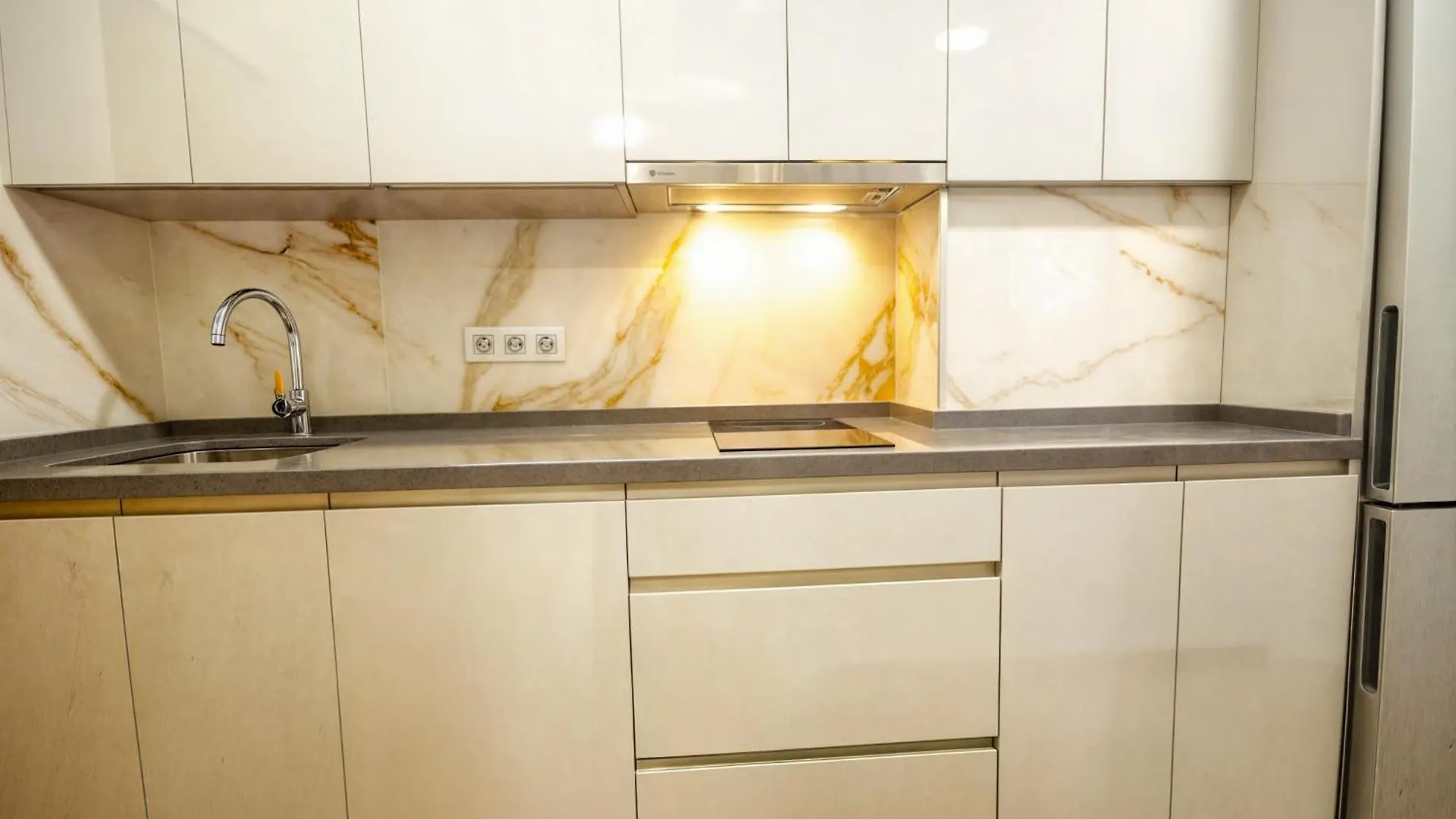 Apt. Colina De Mar- Coastal Retreat Near The Beach Torremolinos Lejlighed