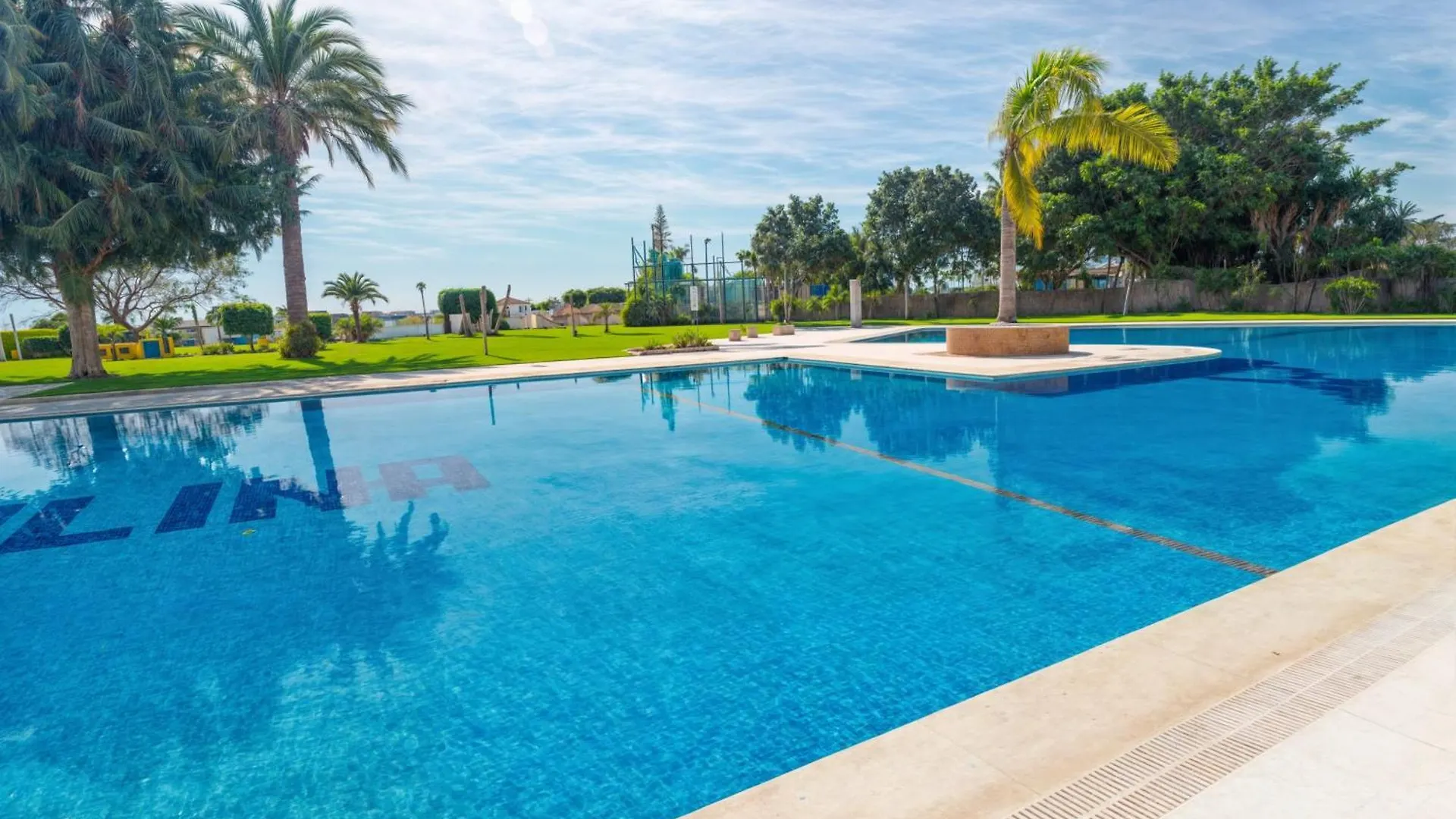 Apt. Colina De Mar- Coastal Retreat Near The Beach Torremolinos