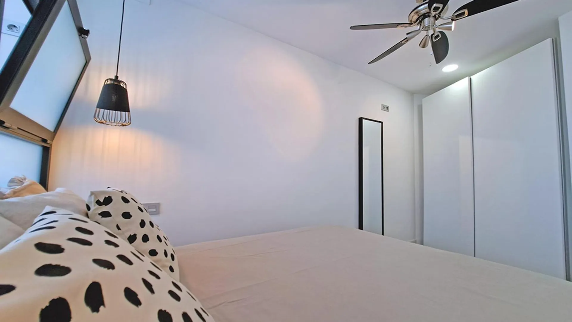 Lejlighed Apt. Colina De Mar- Coastal Retreat Near The Beach Torremolinos